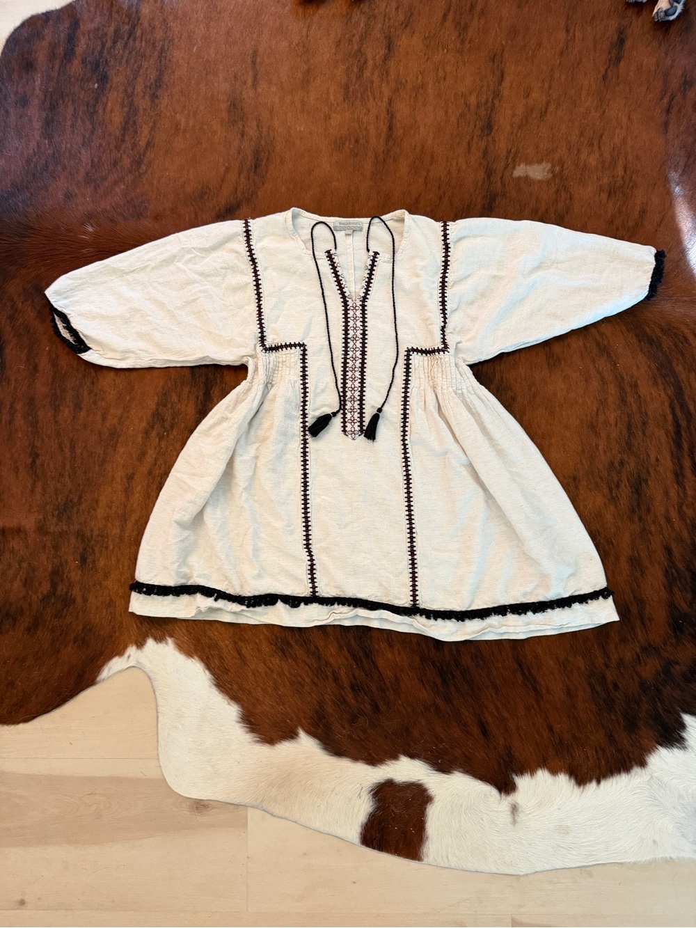 Cost Plus World Market Ivory Top with Black Trim